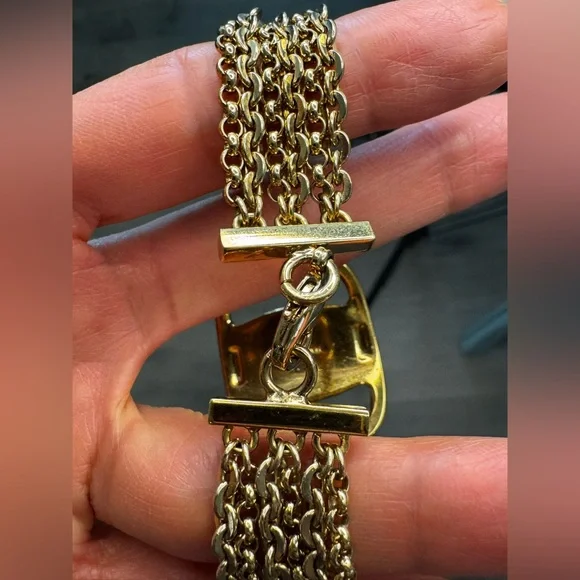 Ferragamo Gancini bracelet Full Inclusion with COA, box, Ferragamo dust cloth - Picture 14 of 15